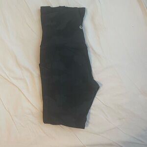 Lululemon black camo align leggings with pockets, size 4